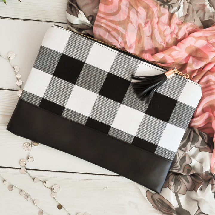 Buffalo Plaid Pouch - Black and White